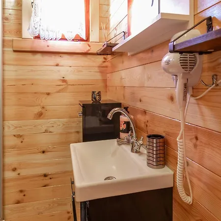 Cottages, Sauna And Hot Tub Included Gąski