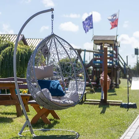 Cottages, Sauna And Hot Tub Included * Гонски