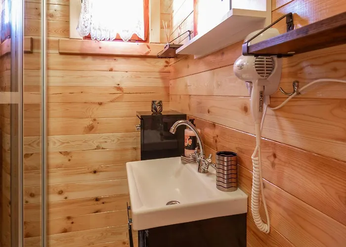 Cottages, Sauna And Hot Tub Included Gąski